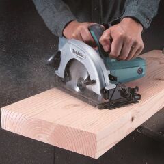 Makita M5802B Sunta Kesme Daire Testere Makinası 190mm 1050W