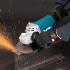 Makita GA 7090N Elektrikli Taşlama Makinesi 180 mm 2200 w