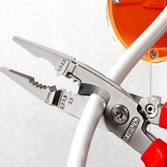 Knipex 1396200 Çok Fonksiyonlu VDE Elektrikçi Pensesi